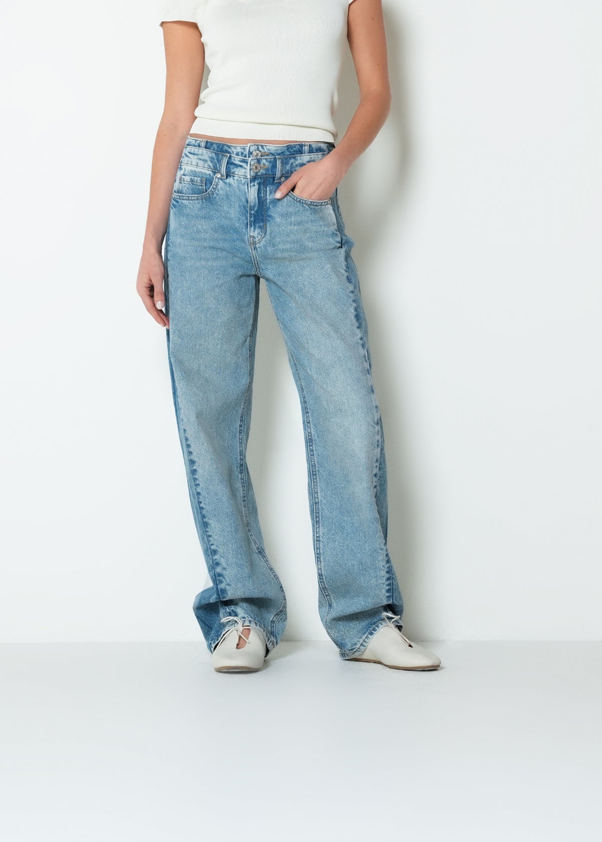 Jean wide tiro medio denim - Azul 14_493H017_AZU183928_0