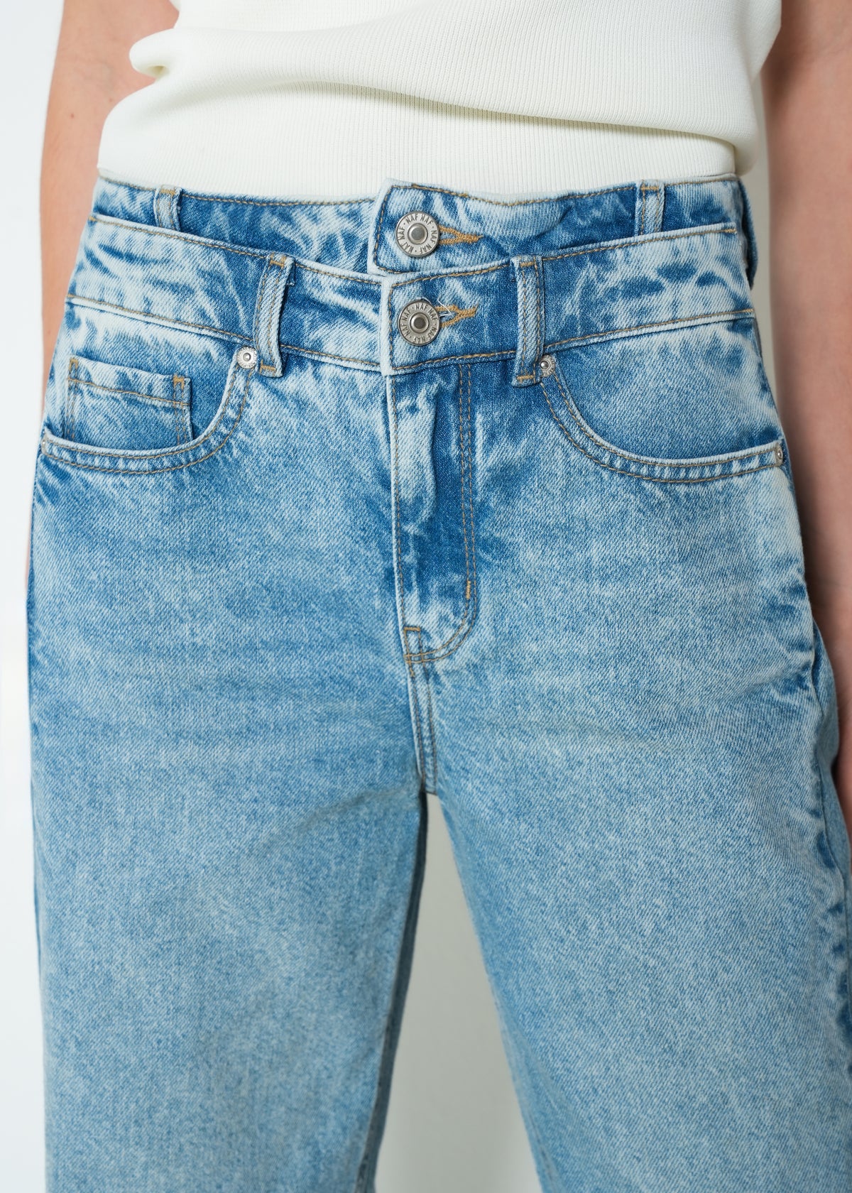 Jean wide tiro medio denim - Azul 14_493H017_AZU183928_4