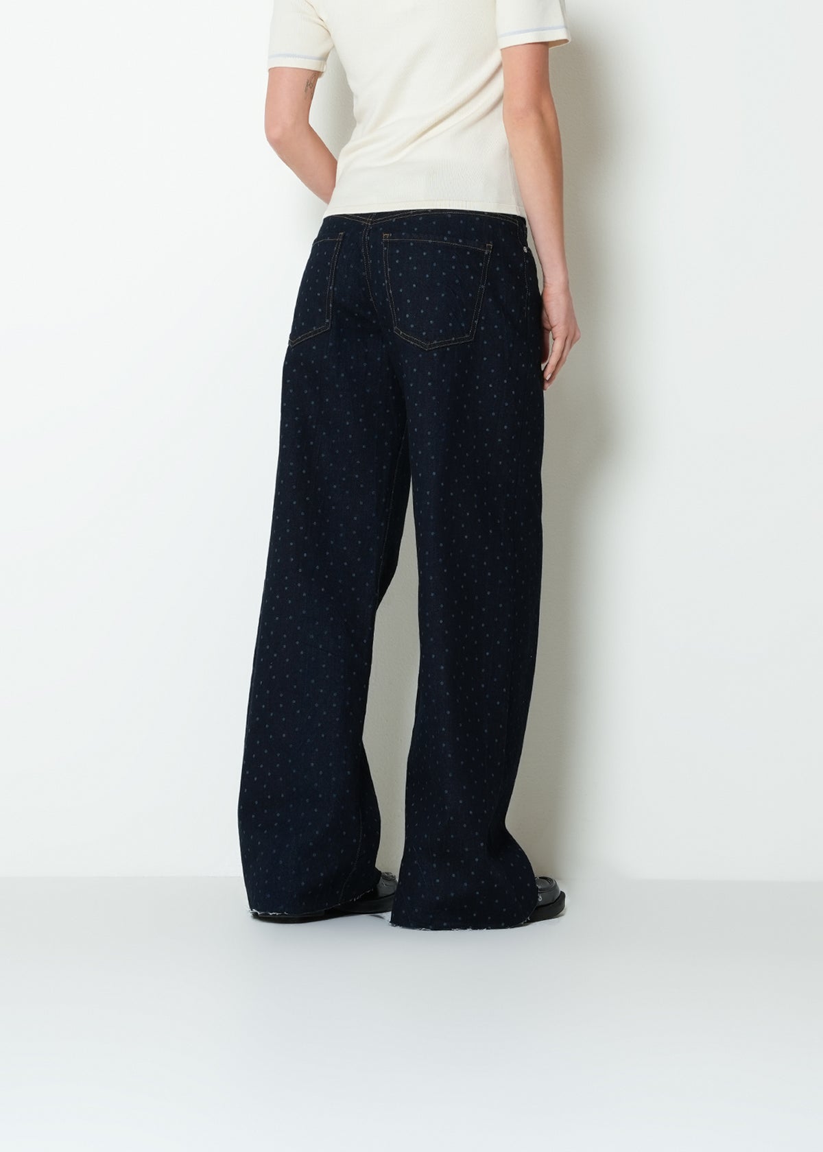 Jean wide leg tiro bajo con puntos - Azul 14_493H303_AZU194227_6