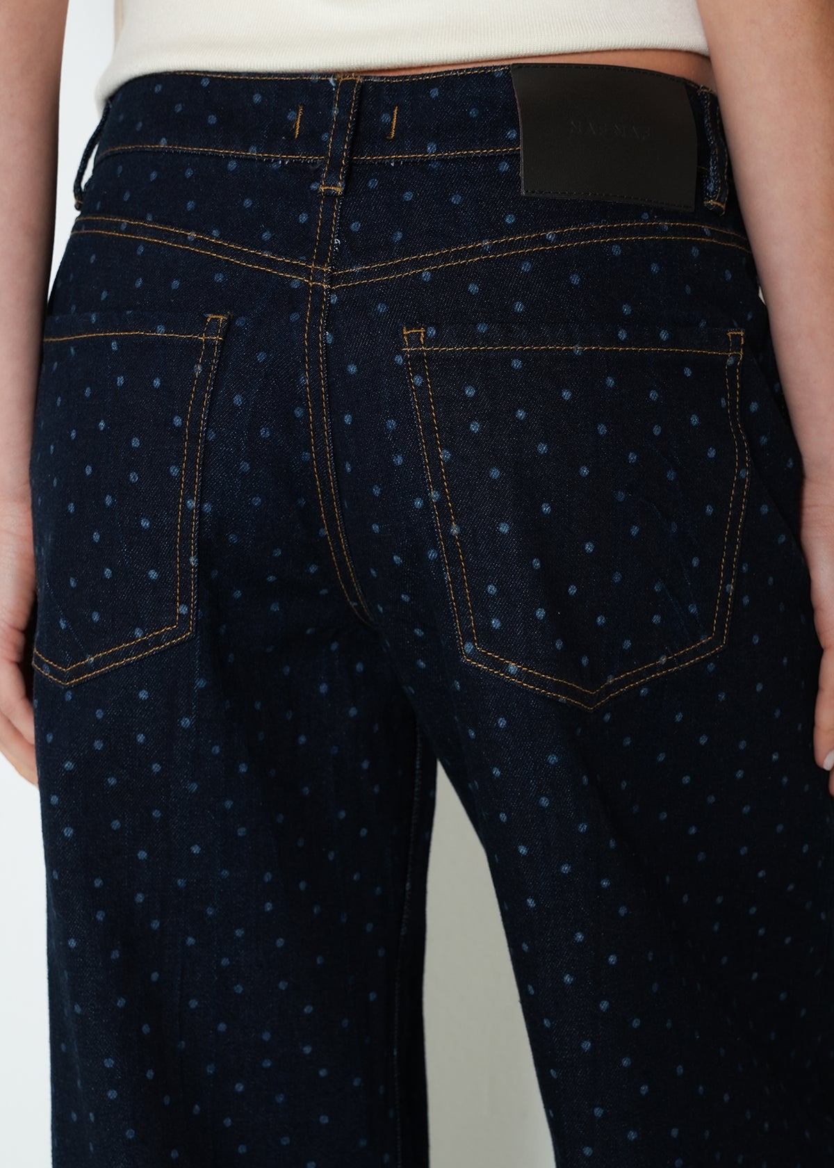 Jean wide leg tiro bajo con puntos - Azul 14_493H303_AZU194227_7