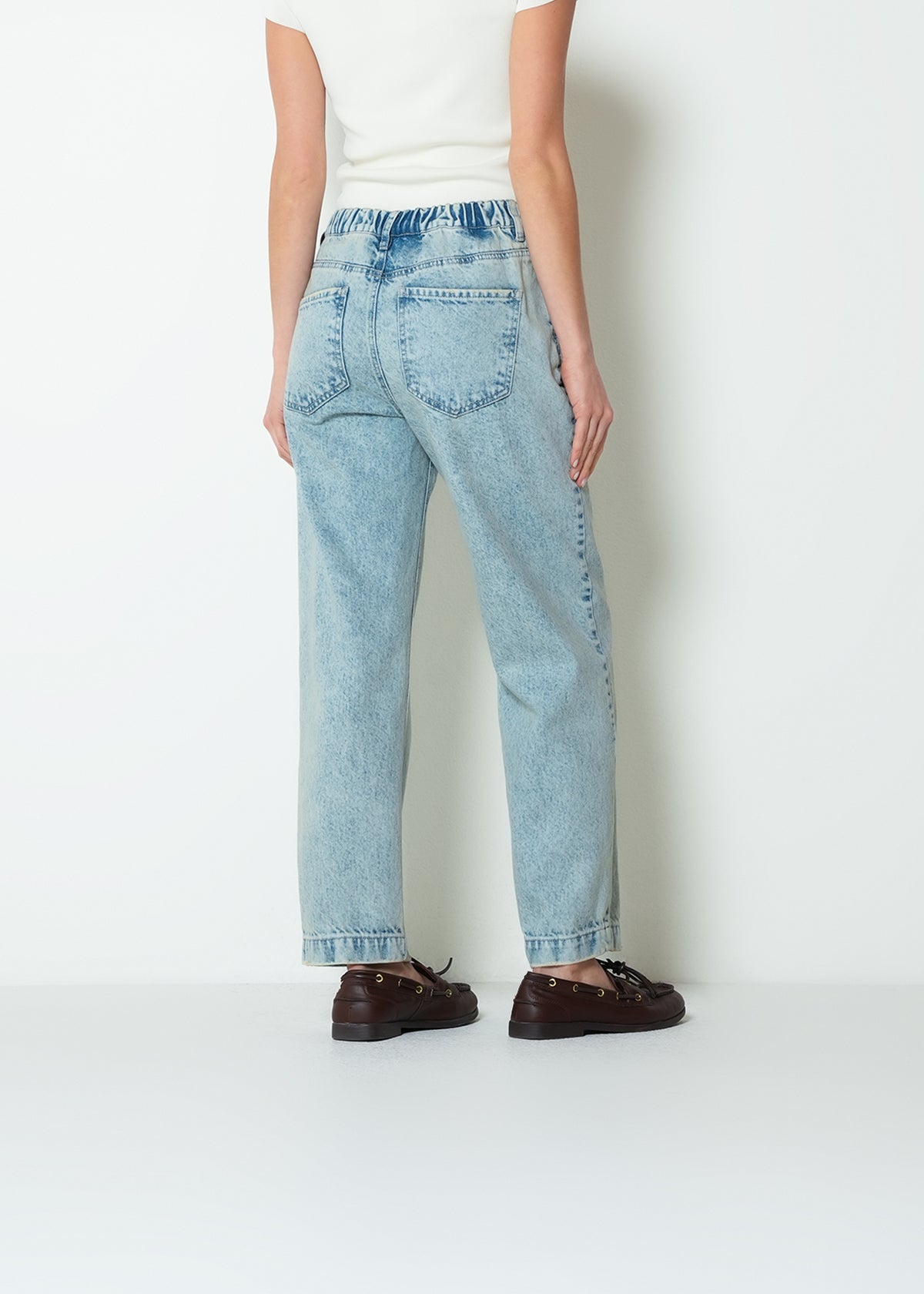 Jean straight tiro medio denim - Azul 14_493H315_AZU183928_6