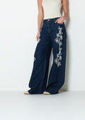 Jean flare tiro medio bordado floral - Azul 14_493H318_AZU194227_0