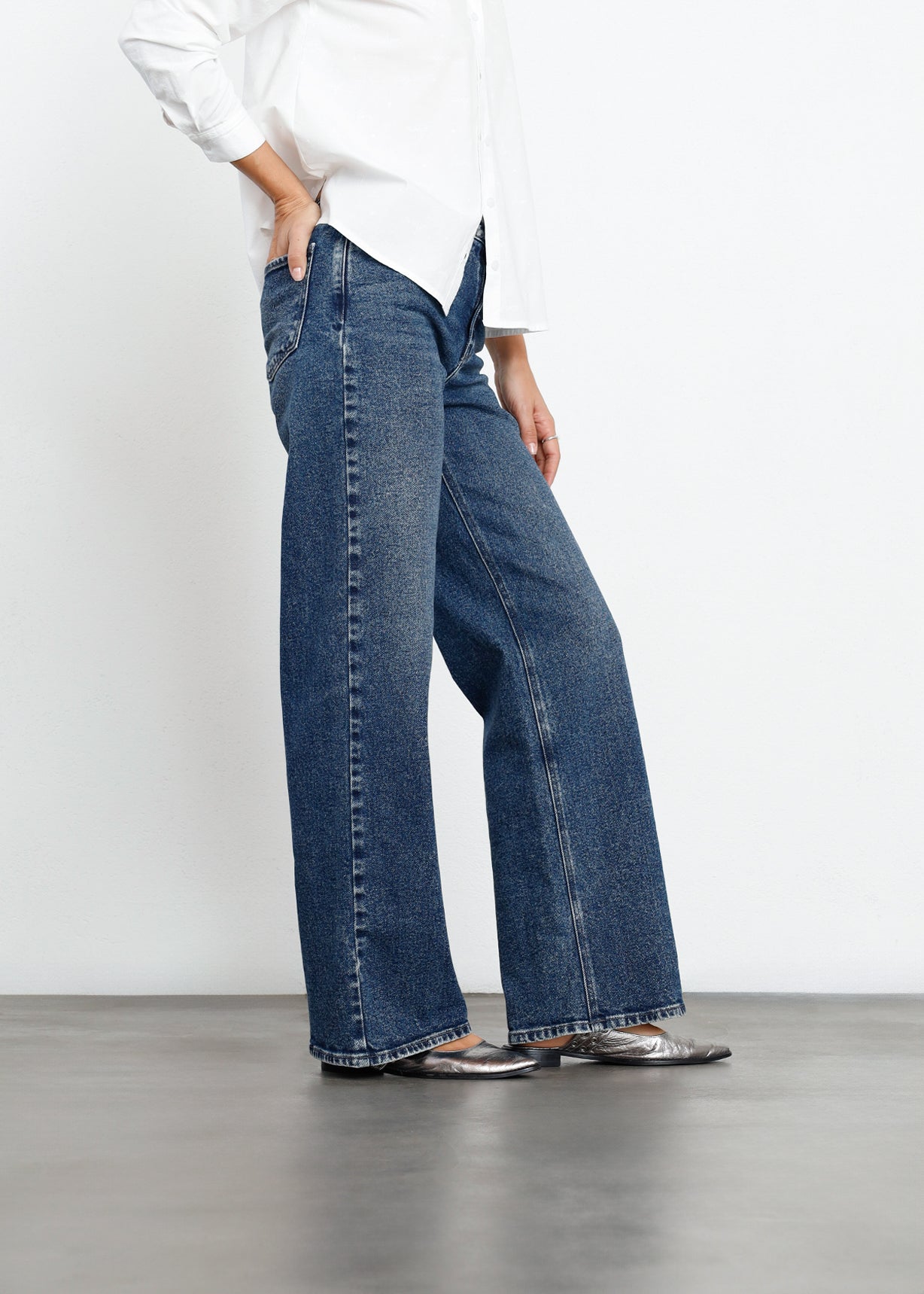 Jean Wide Leg con desvanecido - Azul 14_495H004_AZU183928_3