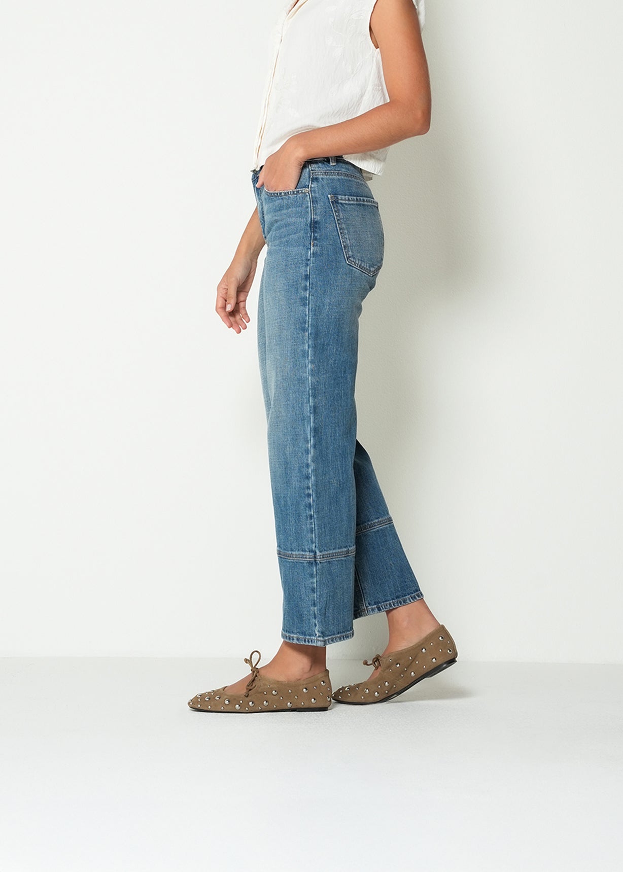 Jean straight tiro alto - Azul 14_495H013_AZU183928_5