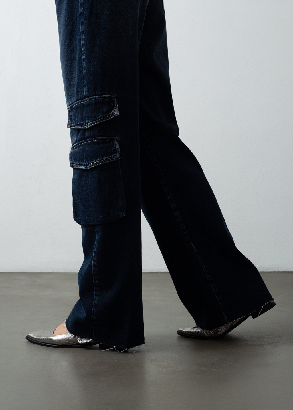 Jean fit tipo cargo - Azul 14_499F343_AZU183928_7