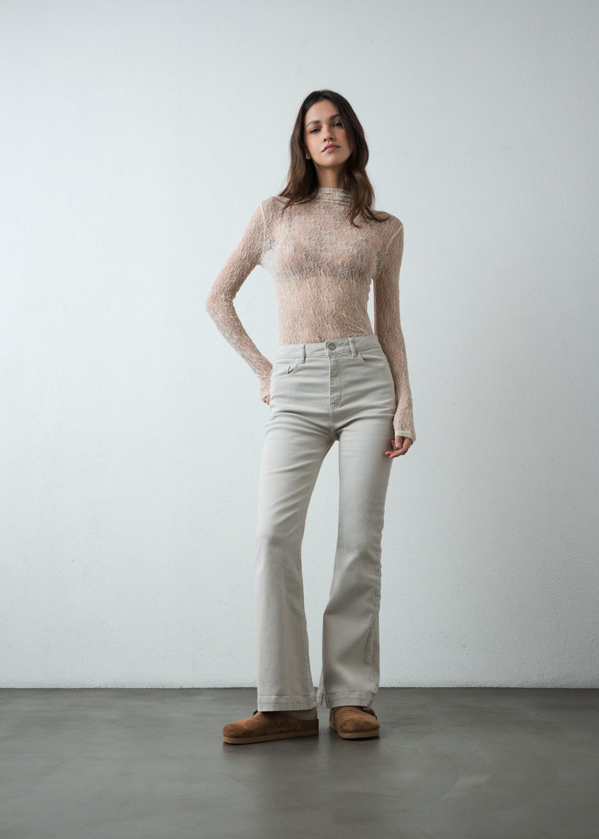 Jean Flare cinco bolsillos - Crudo 14_499G011_CRU110110_3