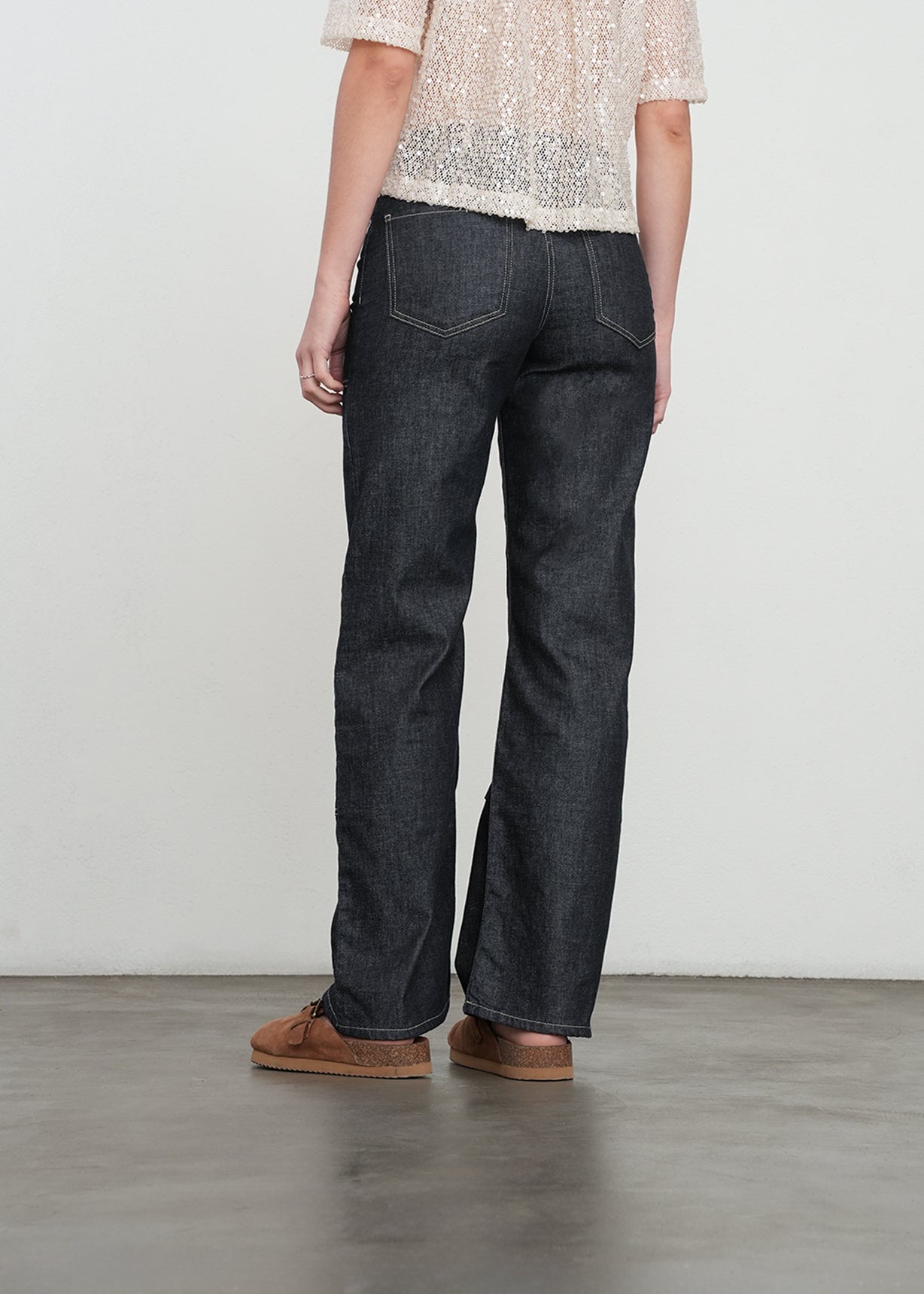 Jean Straight con parches en frente - Azul 14_499G061_AZU194227_6