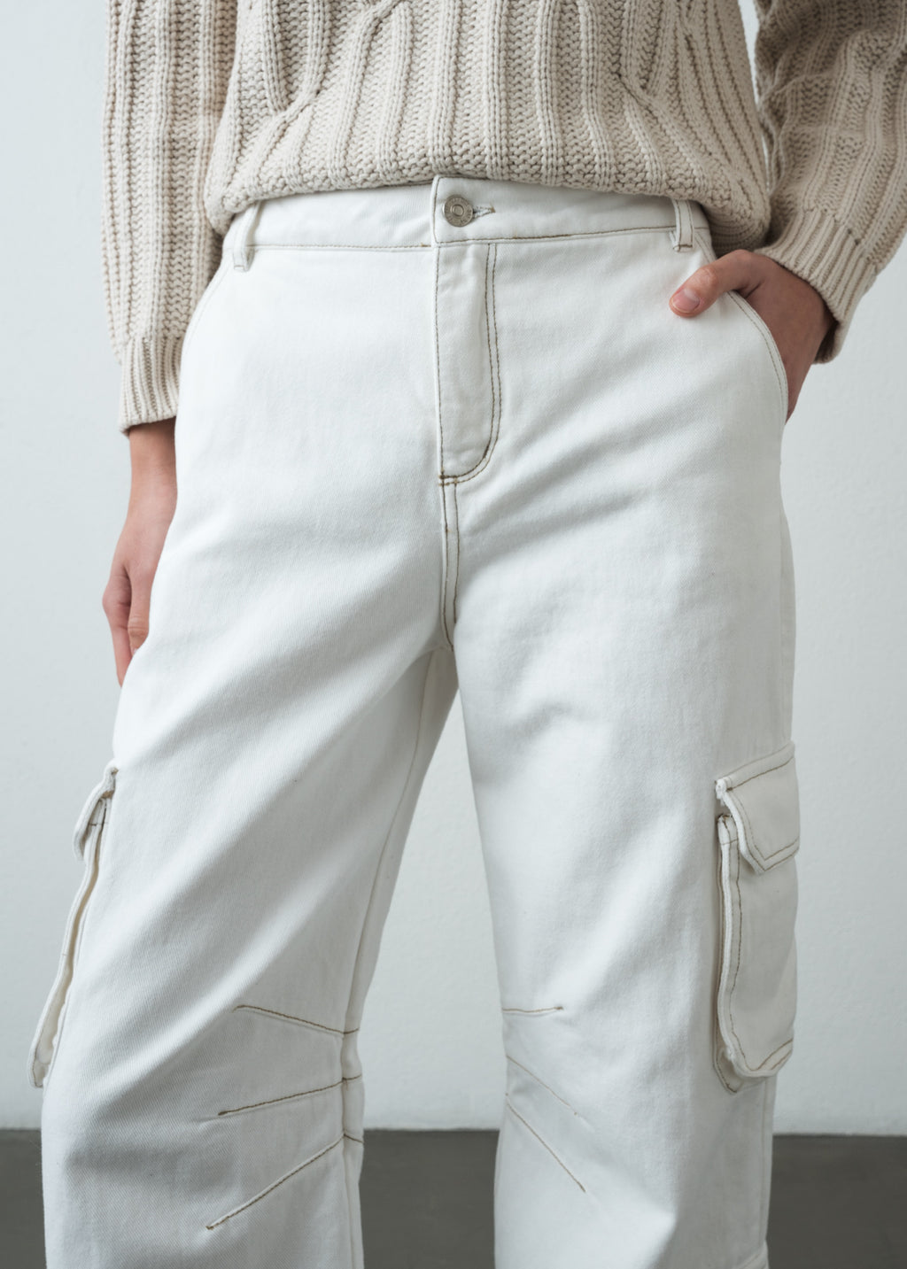 Jean Wide Leg tipo cargo - Crudo 14_499G301_CRU111001_4