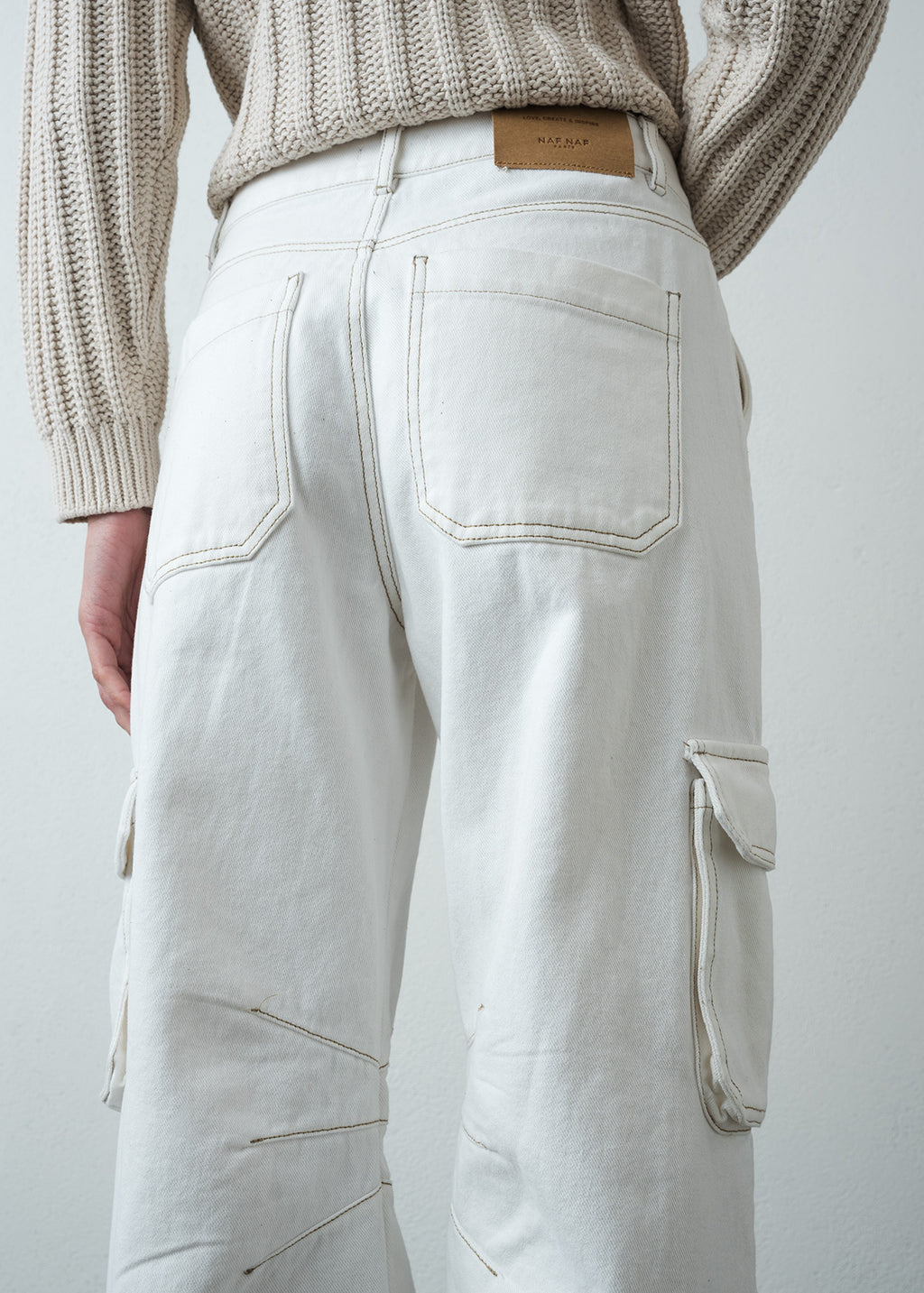 Jean Wide Leg tipo cargo - Crudo 14_499G301_CRU111001_6