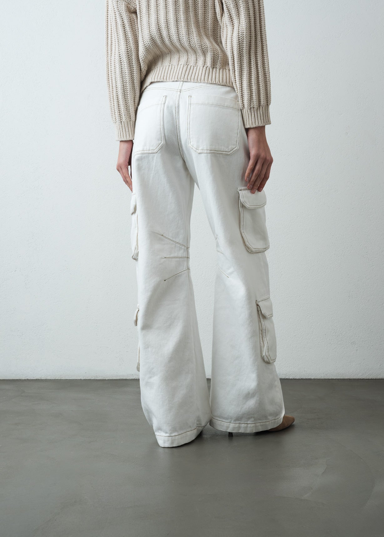 Jean Wide Leg tipo cargo - Crudo 14_499G301_CRU111001_7