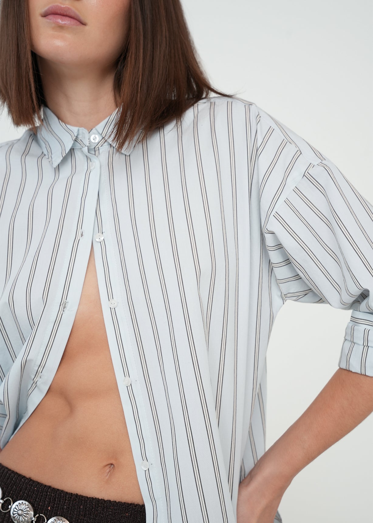 Camisa con diseño a rayas - Azul 14_519G398_AZU154319_4