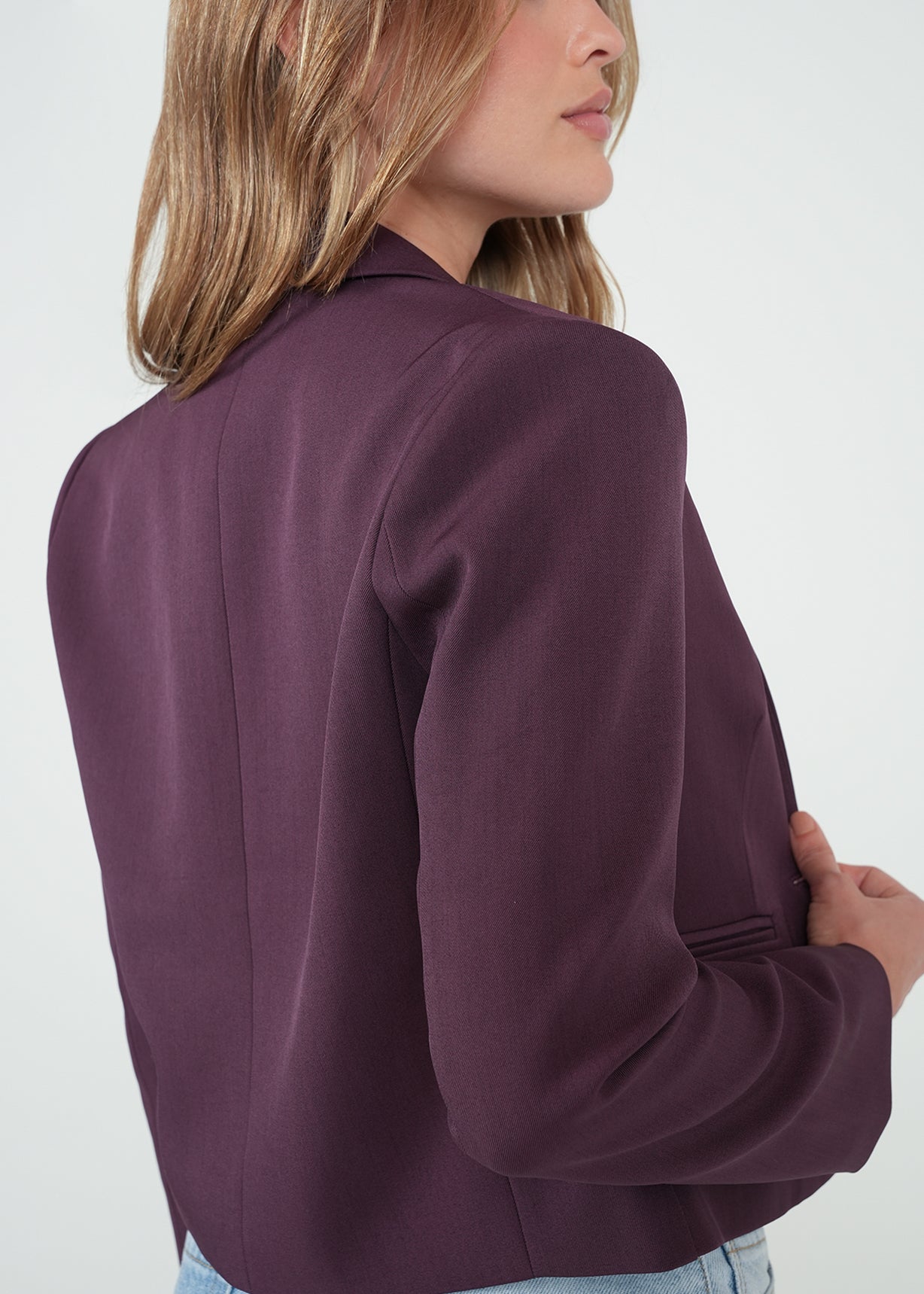 Blazer corto con botón - Morado 14_522H004_MOR191619_4
