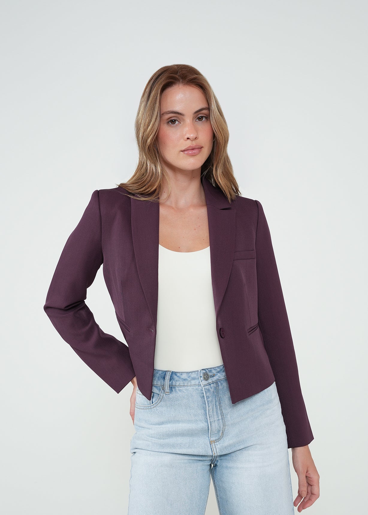 Blazer corto con botón - Morado 14_522H004_MOR191619_5