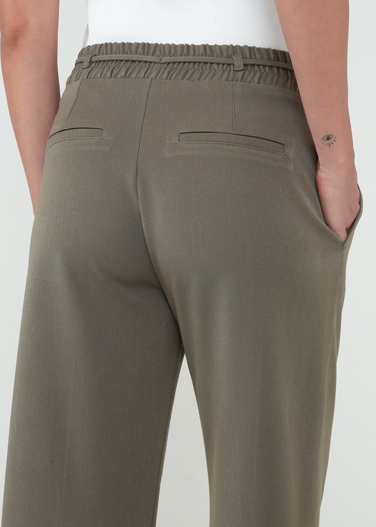 Pantalón Straight con cordón - Gris 14_532H305_GRI180516_4