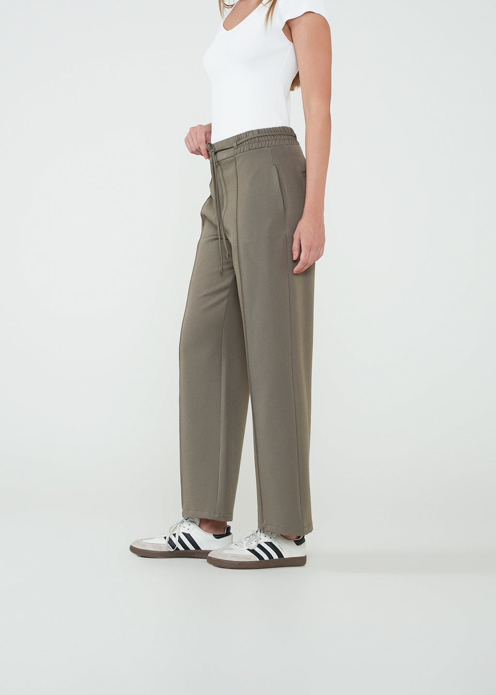 Pantalón Straight con cordón - Gris 14_532H305_GRI180516_5