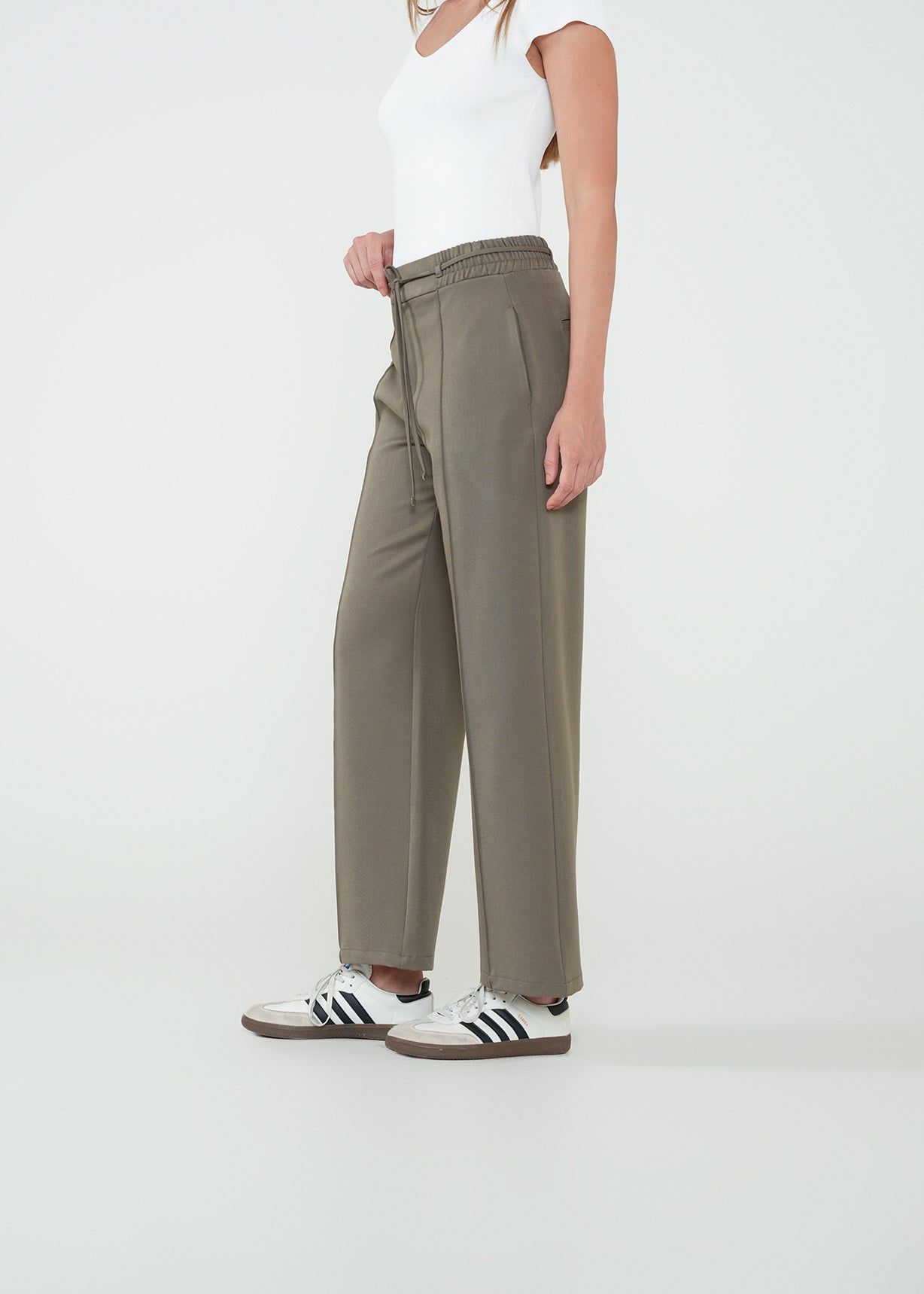 Pantalón Straight con cordón - Gris 14_532H305_GRI180516_5