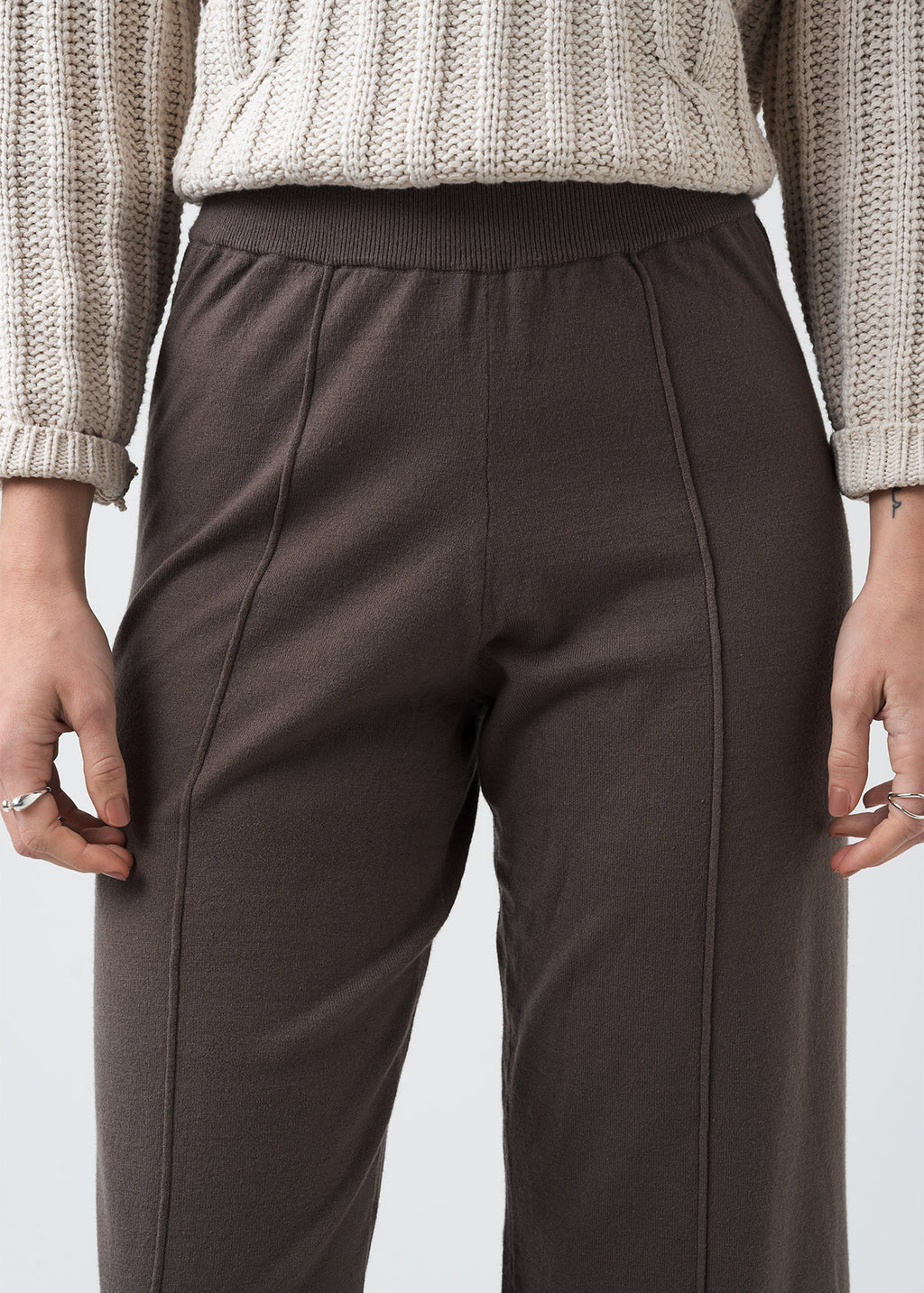 Pantalón Straight con cortes - Gris 14_539G006_GRI180513_4
