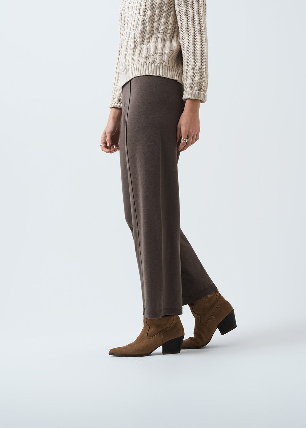 Pantalón Straight con cortes - Gris 14_539G006_GRI180513_5