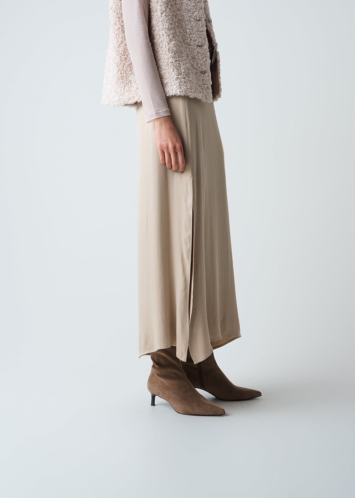 Falda con abertura en costado - Beige 14_543G370_BEI131012_3