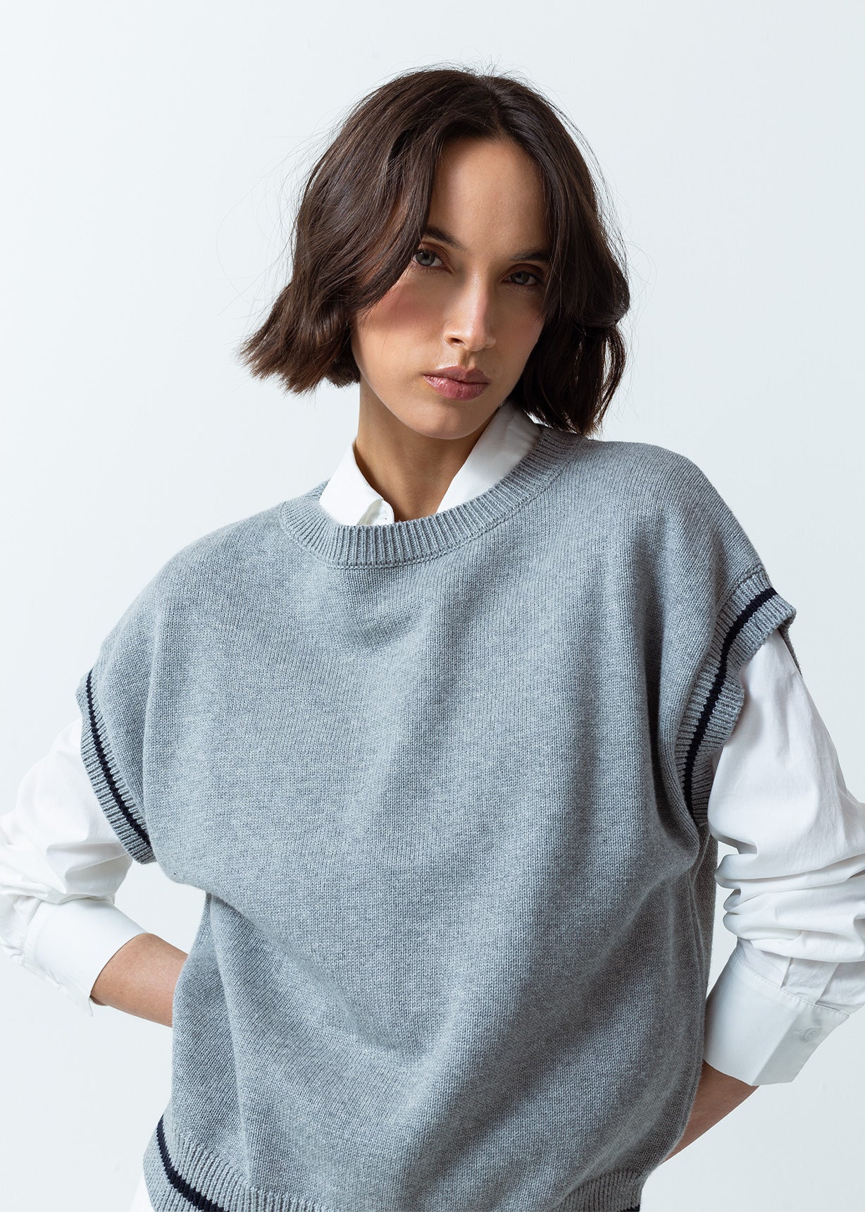 Camisa tejida de manga rodada - Gris 14_581G005_GRI144103_0