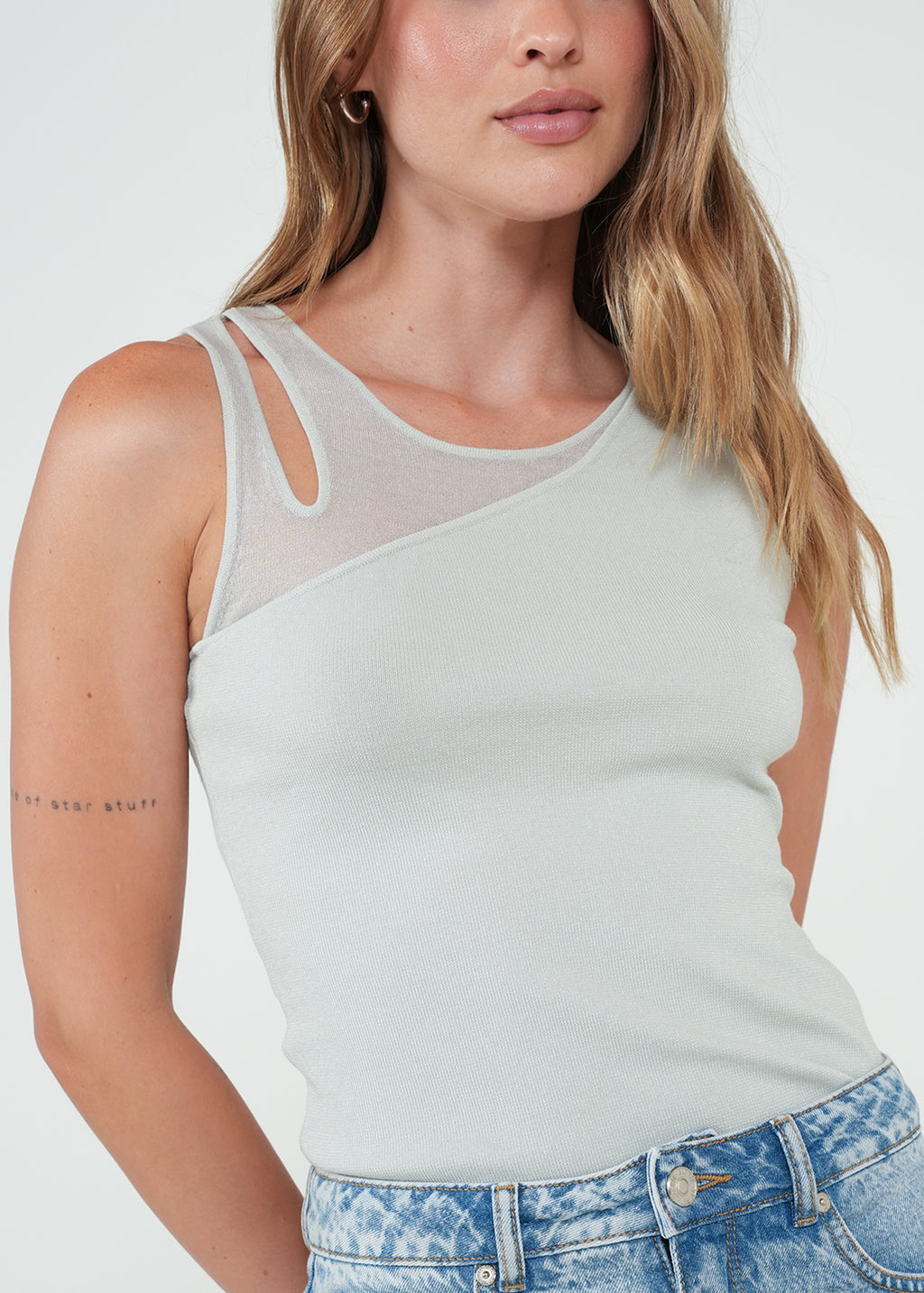 Camiseta con transparencia - Gris 14_582H004_GRI144804_4