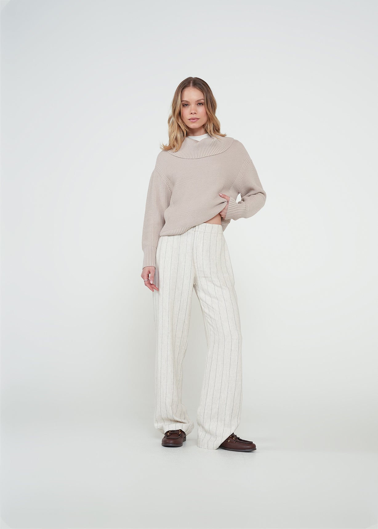 Buzo tejido de cuello alto - Gris 14_582H006_GRI154503_3