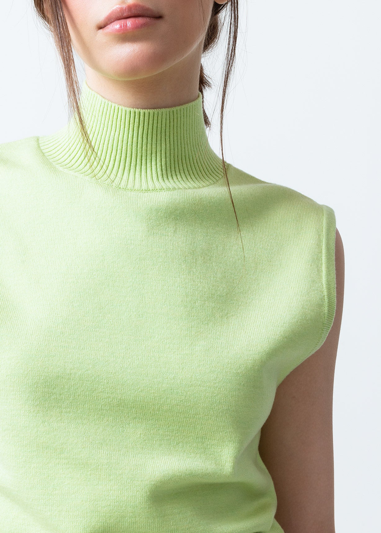 Camisa tejida de cuello alto - Verde 14_589F016_VER130319_4