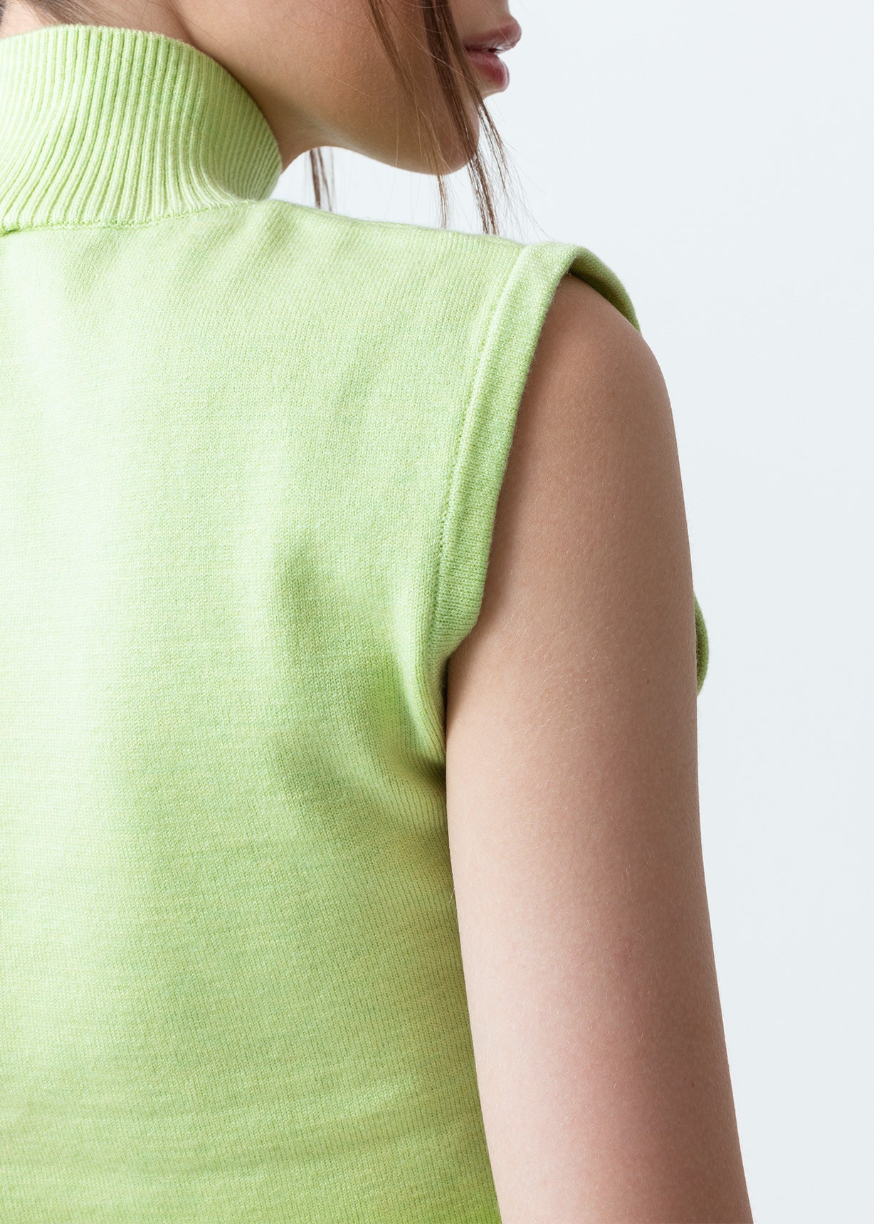 Camisa tejida de cuello alto - Verde 14_589F016_VER130319_7