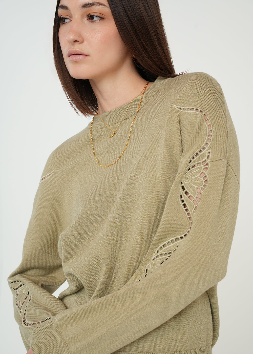 Buzo tejido con flores en mangas - Gris 14_589G054_GRI160613_4