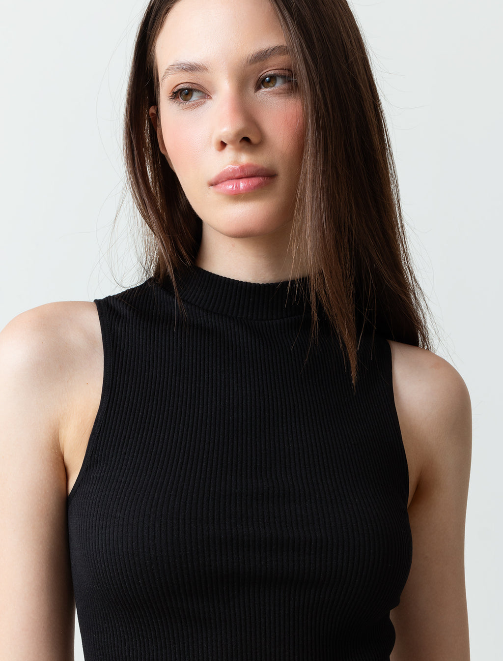 camiseta ajustada manga sisa - Negro 14_700E501_NEG193909_3
