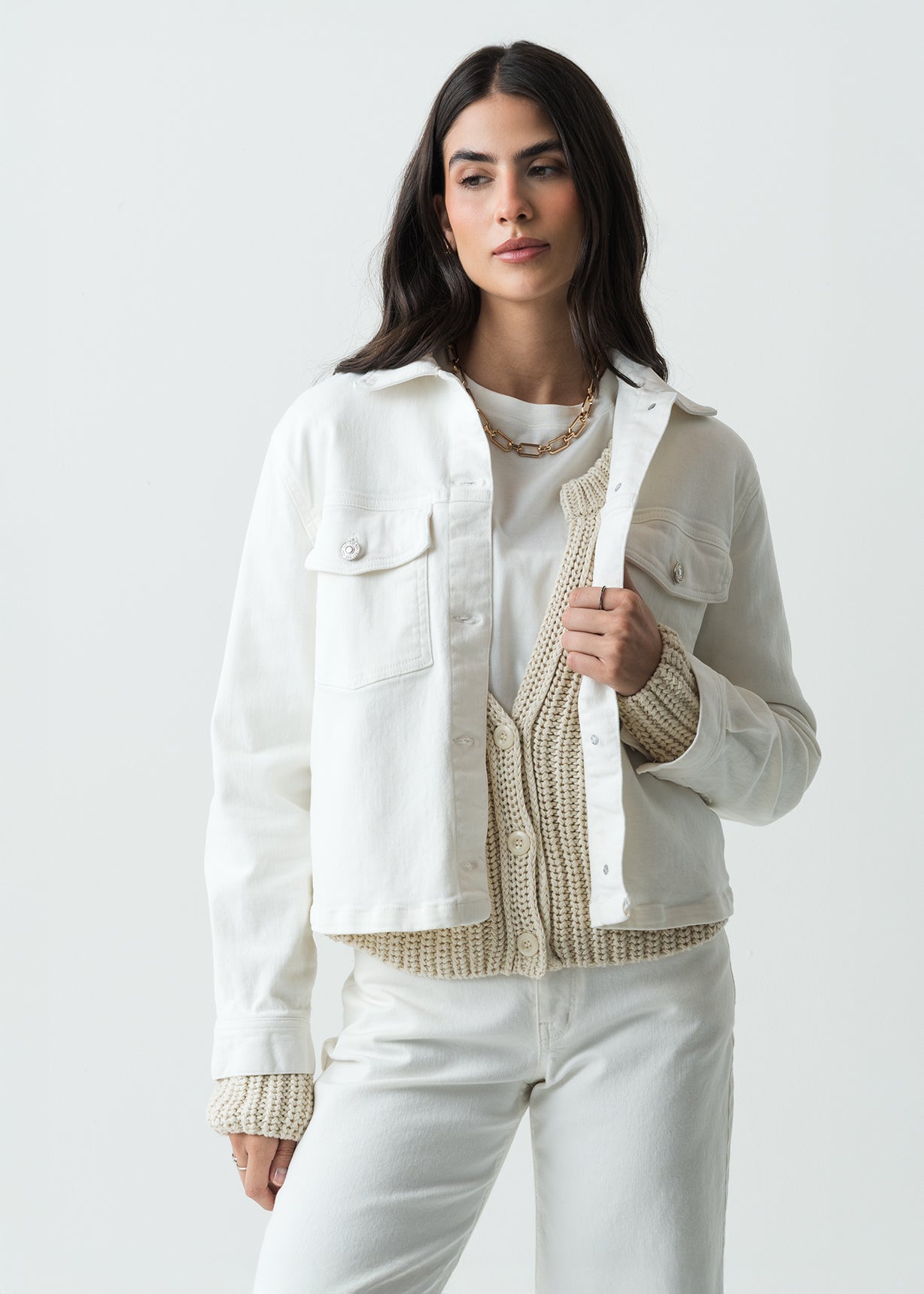 Chaqueta tipo Trucker en white denim - Crudo 14_720G503_CRU111001_0