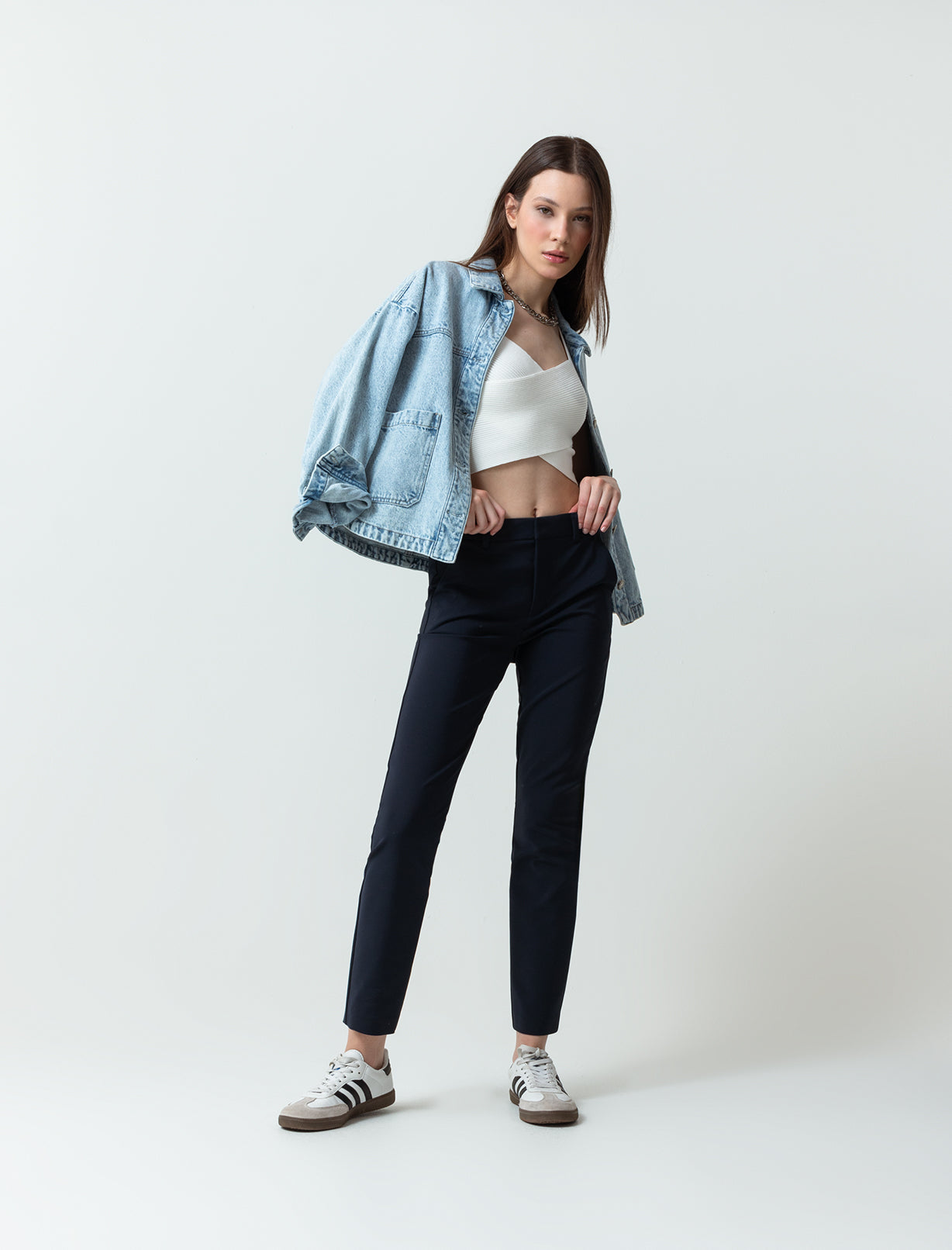 Pantalón Skinny fit - Azul 14_730D504_A02769_3