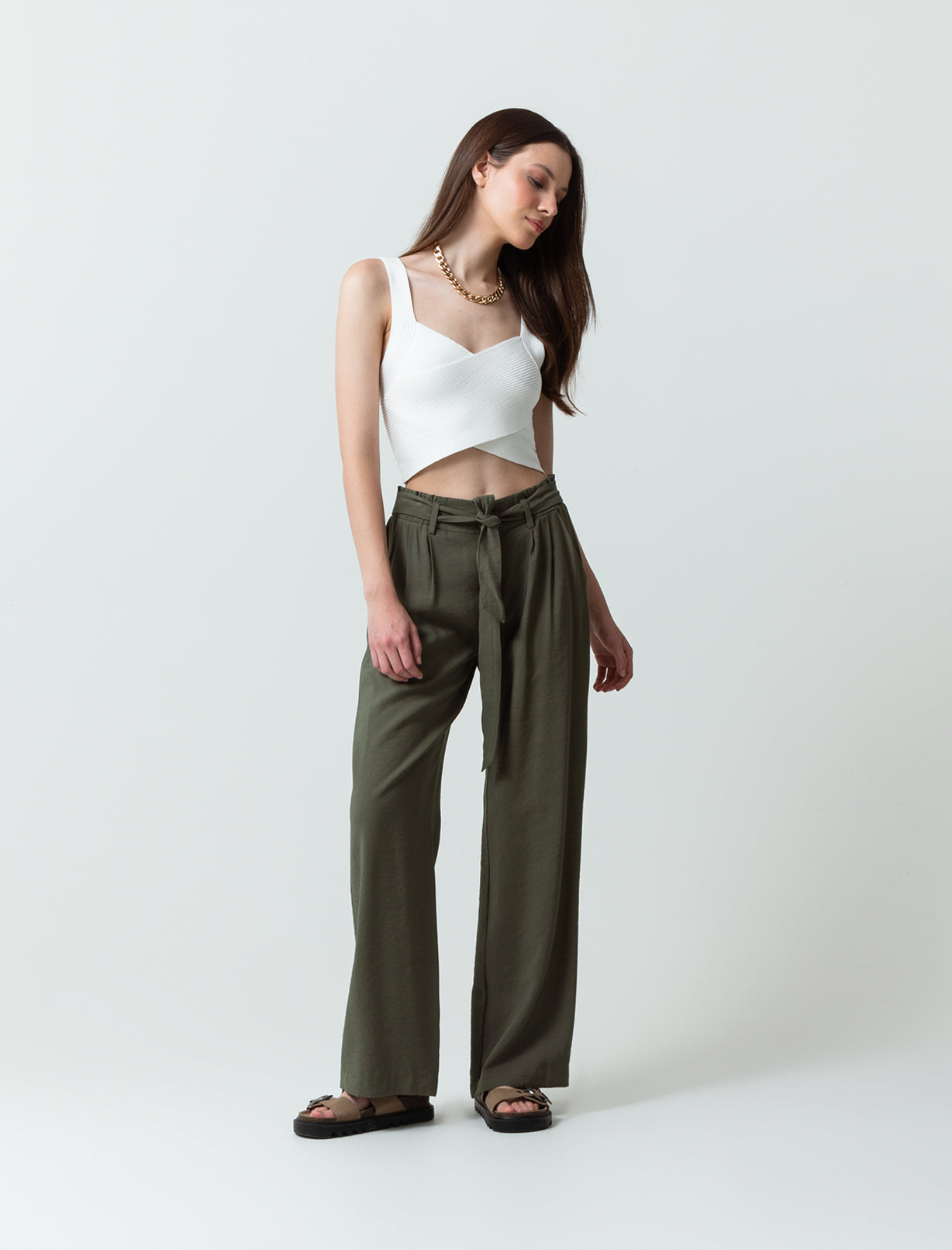 Pantalón con cinturón ajustable - Verde 14_730E503_VER190622_3