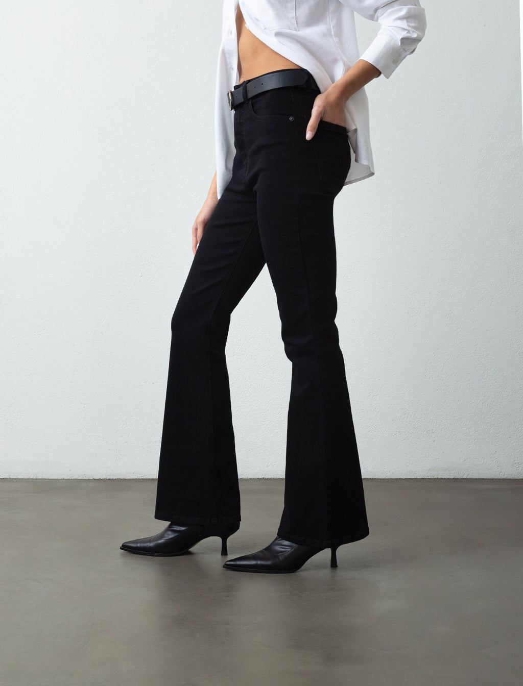 Jean con bota ancha - Negro 14_790D105_A02759_6