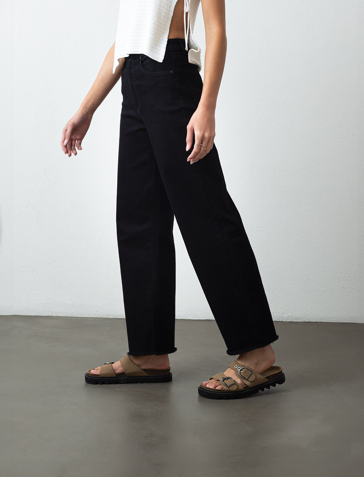 Pantalón Straight fit - Negro 14_790E516_NEG193909_5