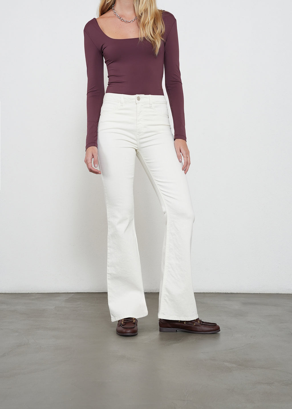 Jean flare tiro medio - Crudo 14_790G007_CRU111001_0