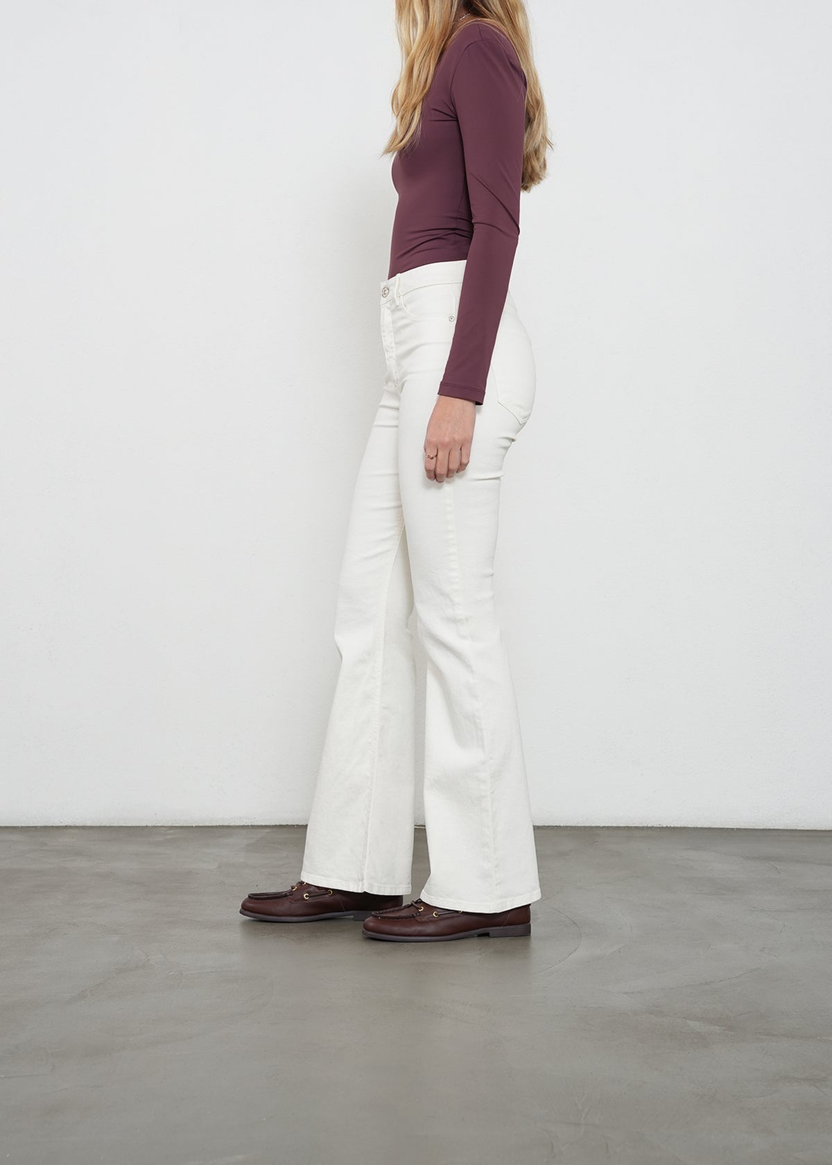 Jean flare tiro medio - Crudo 14_790G007_CRU111001_5